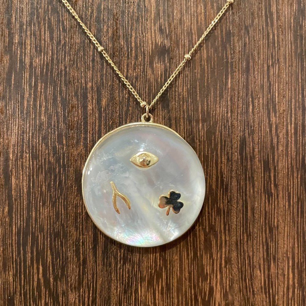 Mother of pearl necklace